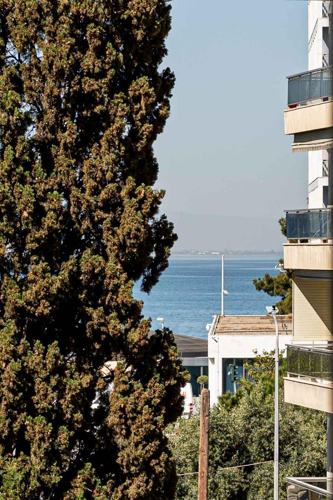 Modern 3 Bedroom Luxury Apartment Thessaloníki Exteriör bild